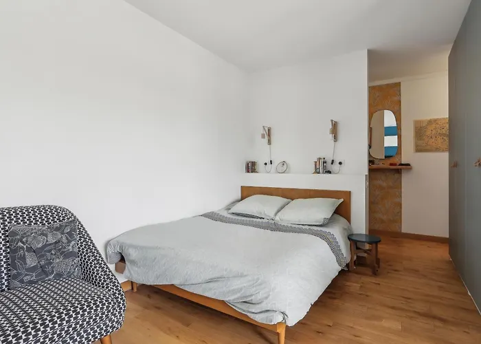 Parisien Minimaliste Et Design By Weekome Apartman